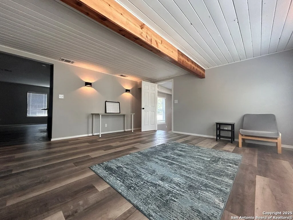 Photo of 308 N Berry