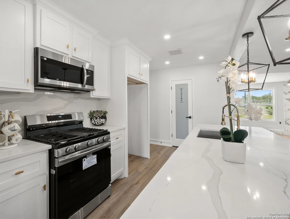 Photo of 4123 Longvale