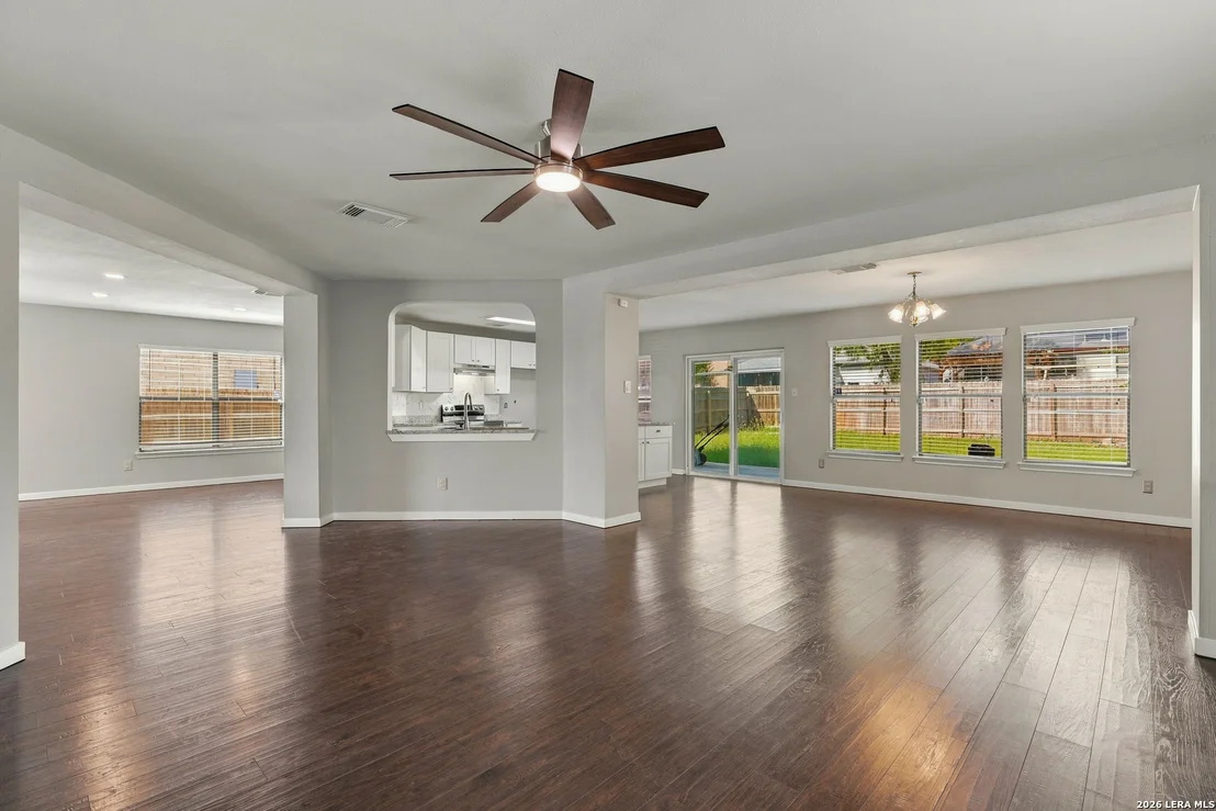 Photo of 311 Territory Oak