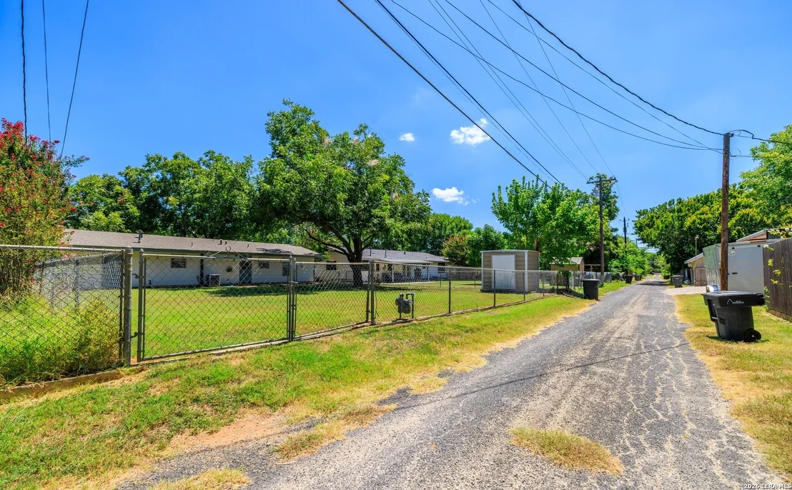 Photo of 814 Sunset Street