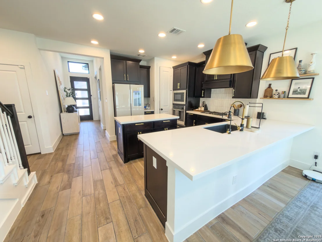 Photo of 416 Kimble Creek
