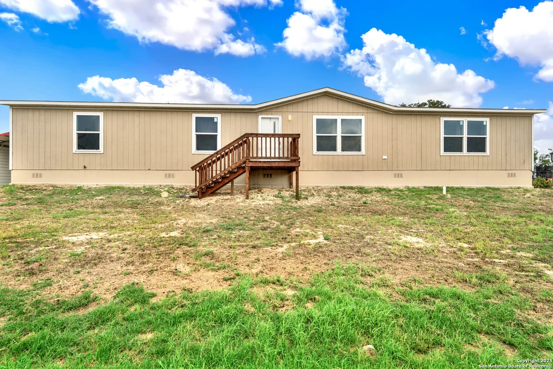 Photo of 166 COUNTY ROAD 324