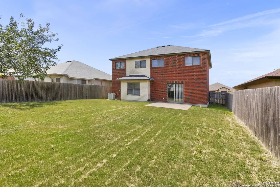 Photo of 8023 Chestnut Cedar