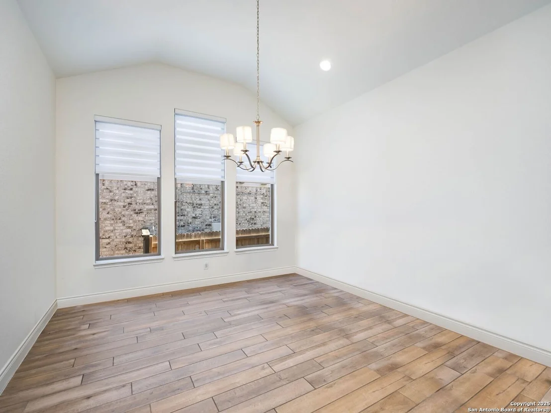 Photo of 9032 Beacon Ridge