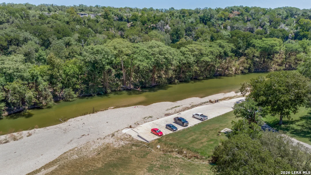 Photo of 866 DEEP WATER DR