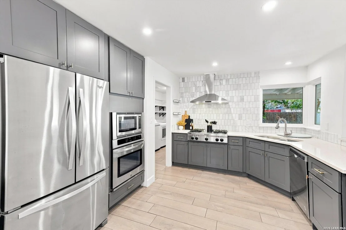 Photo of 217 Gardenview