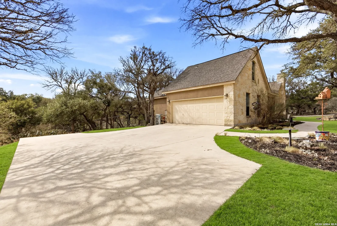 Photo of 541 Saxet Trail