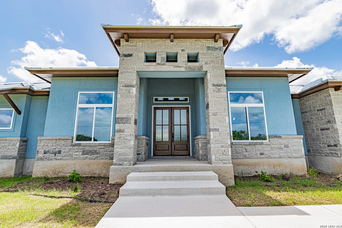 Photo of 731 County Road 356