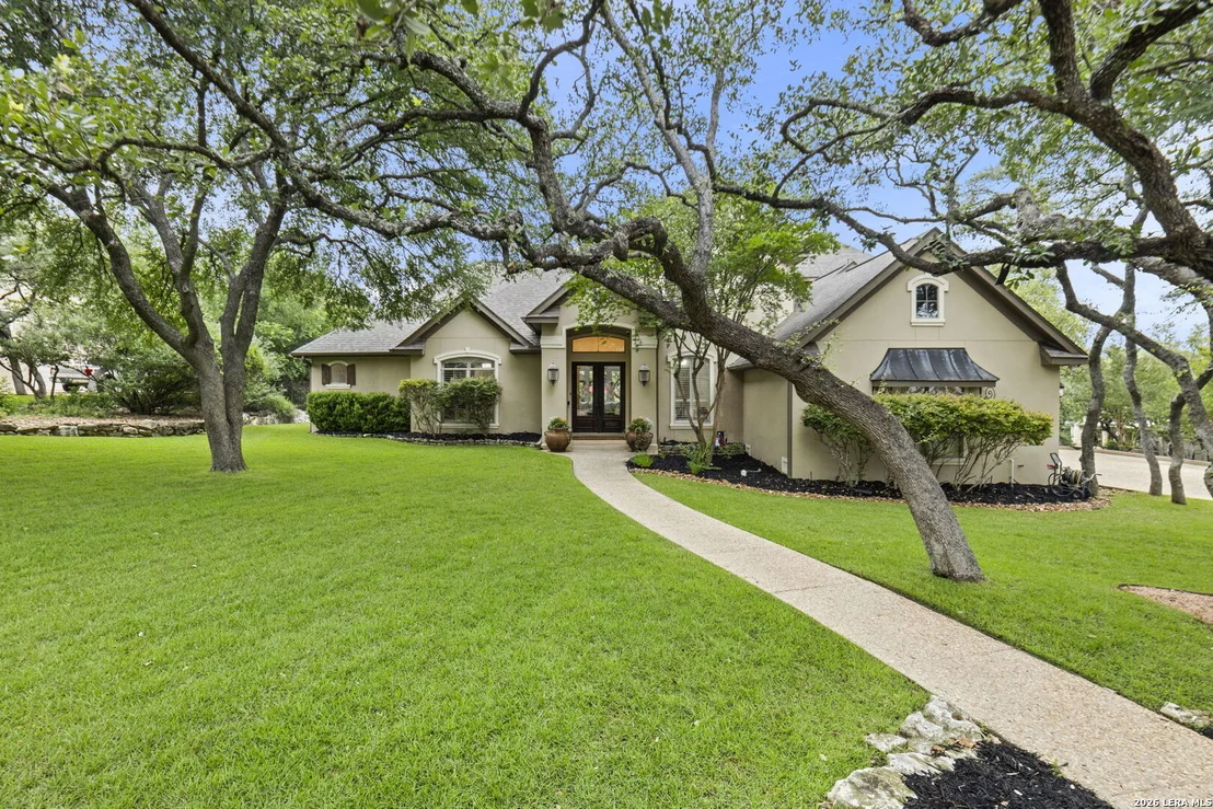 Photo of 921 GREAT TREE DR