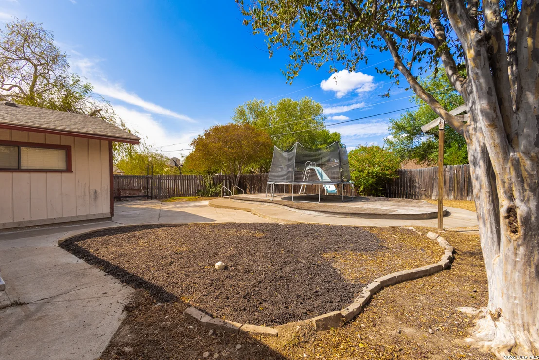 Photo of 2347 Edna Dr