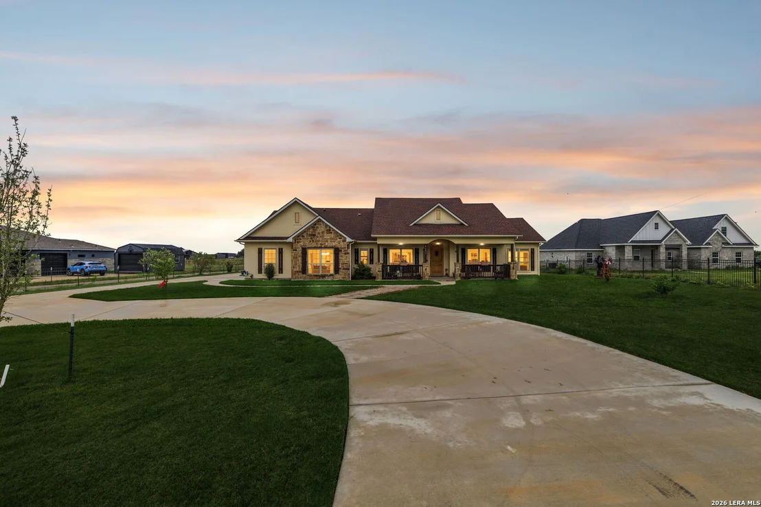 Photo of 9691 Crow Ln