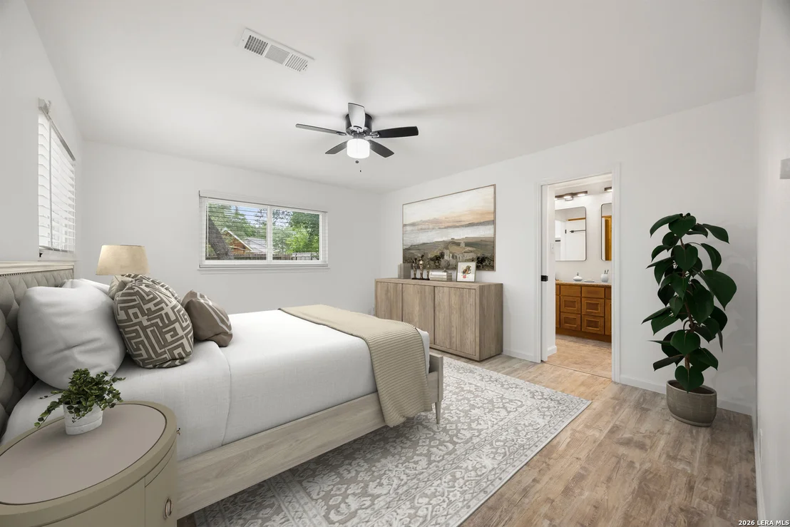Photo of 3003 Oak Sprawl