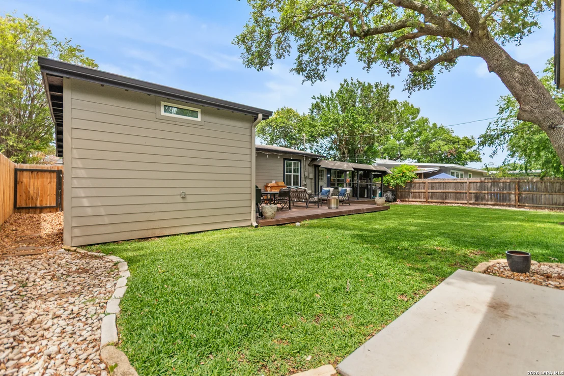Photo of 318 BREES BLVD