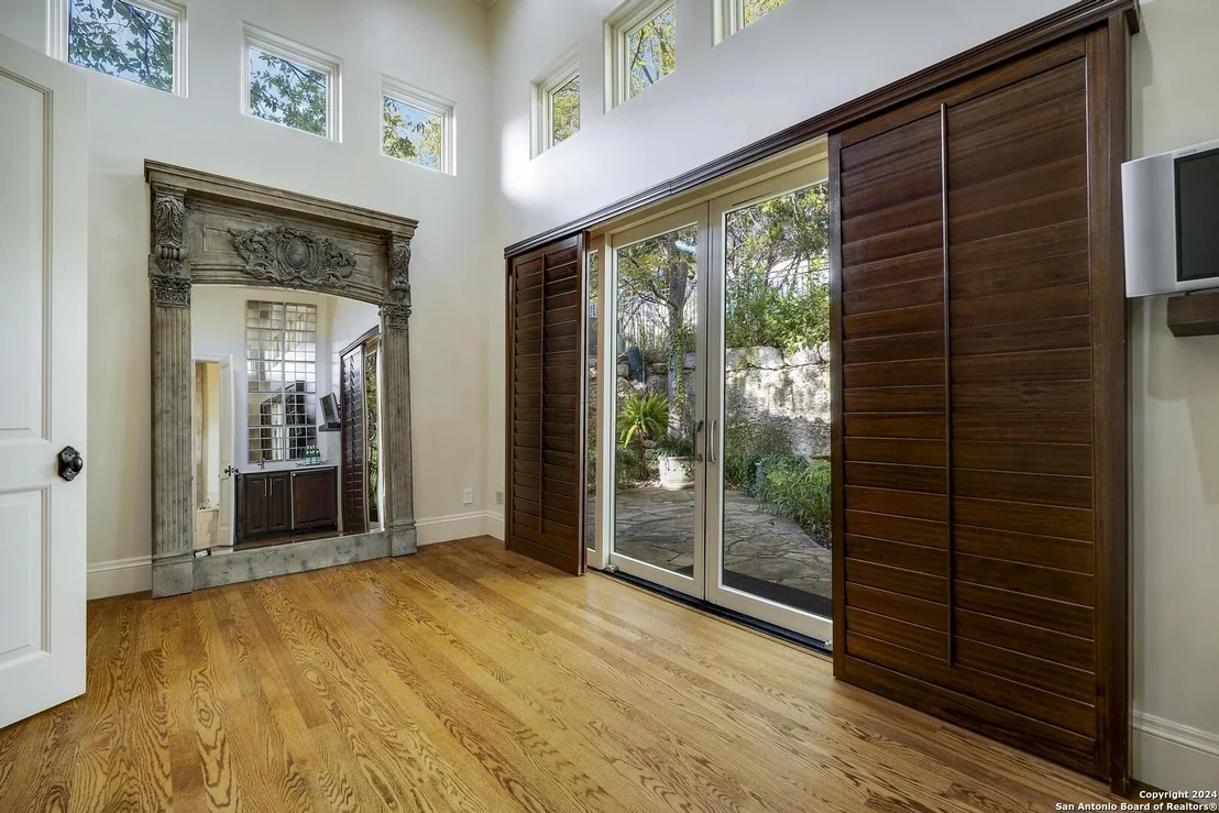 Photo of 31 QUEENS HILL