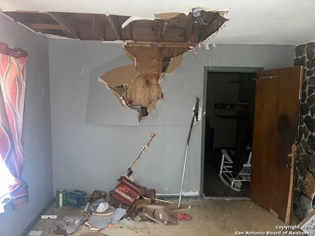 Photo of 4911 Lark