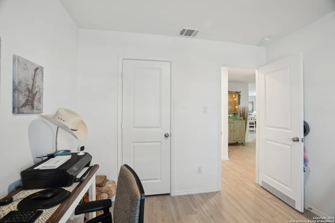 Photo of 5523 Elm Valley