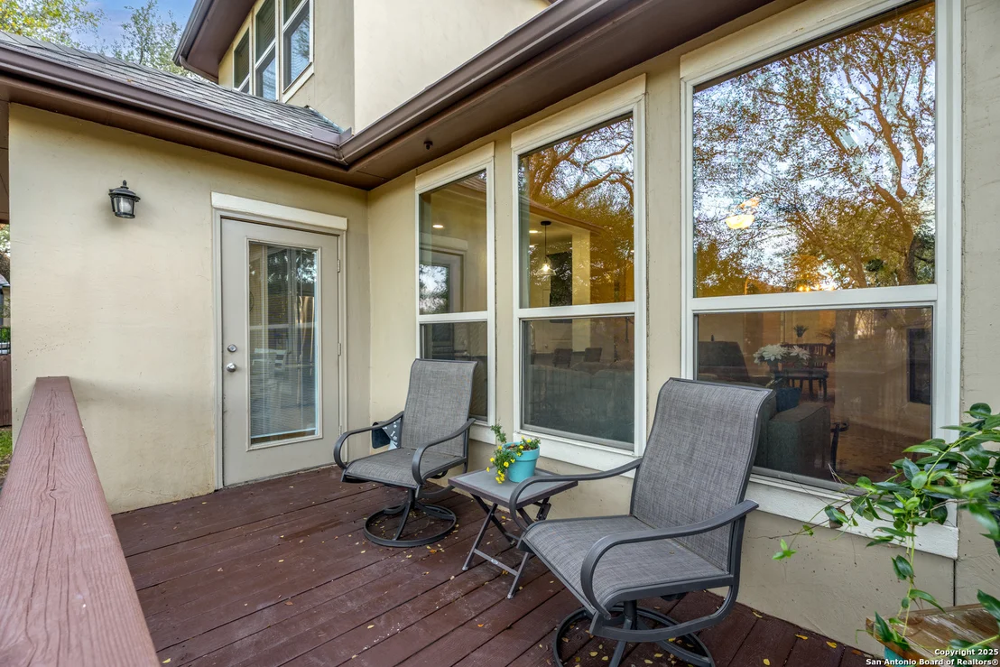 Photo of 1706 Nightshade