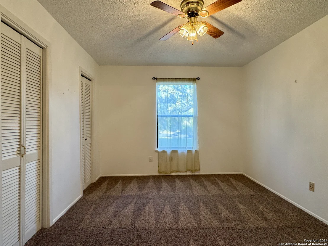 Photo of 16911 SPRINGHILL