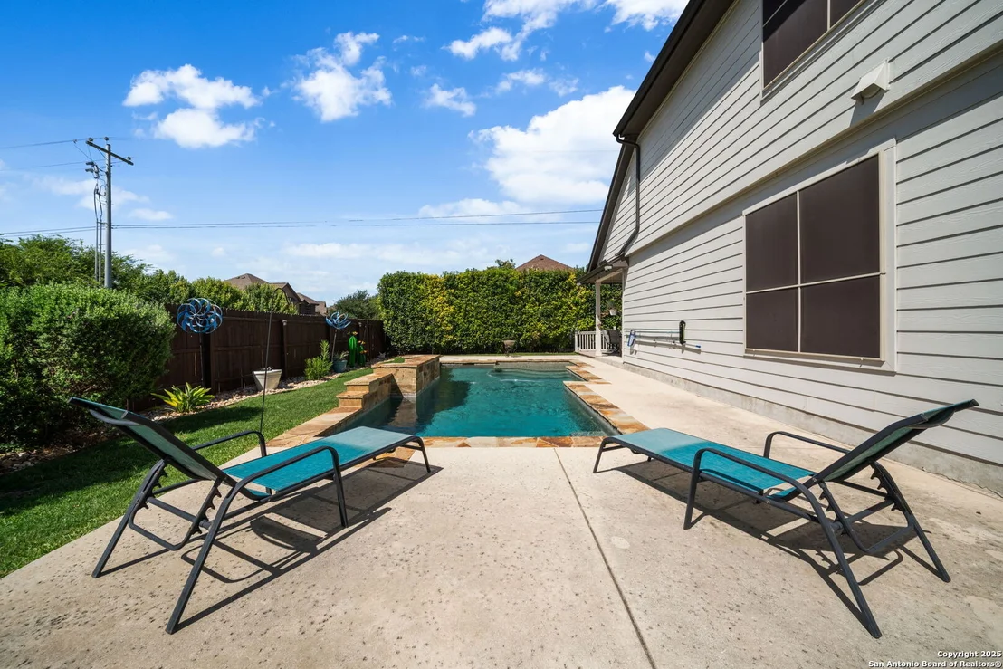 Photo of 505 Saddle Hill