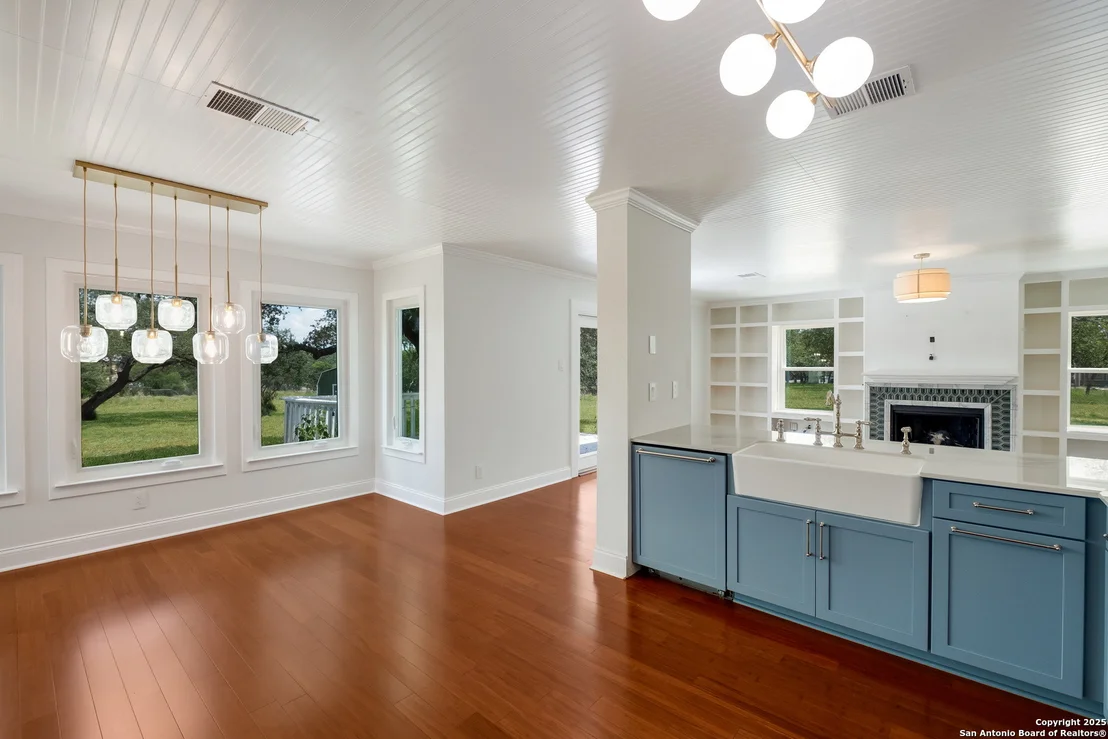 Photo of 15410 Tamaron
