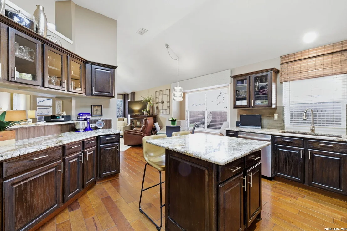 Photo of 2515 Steepleway