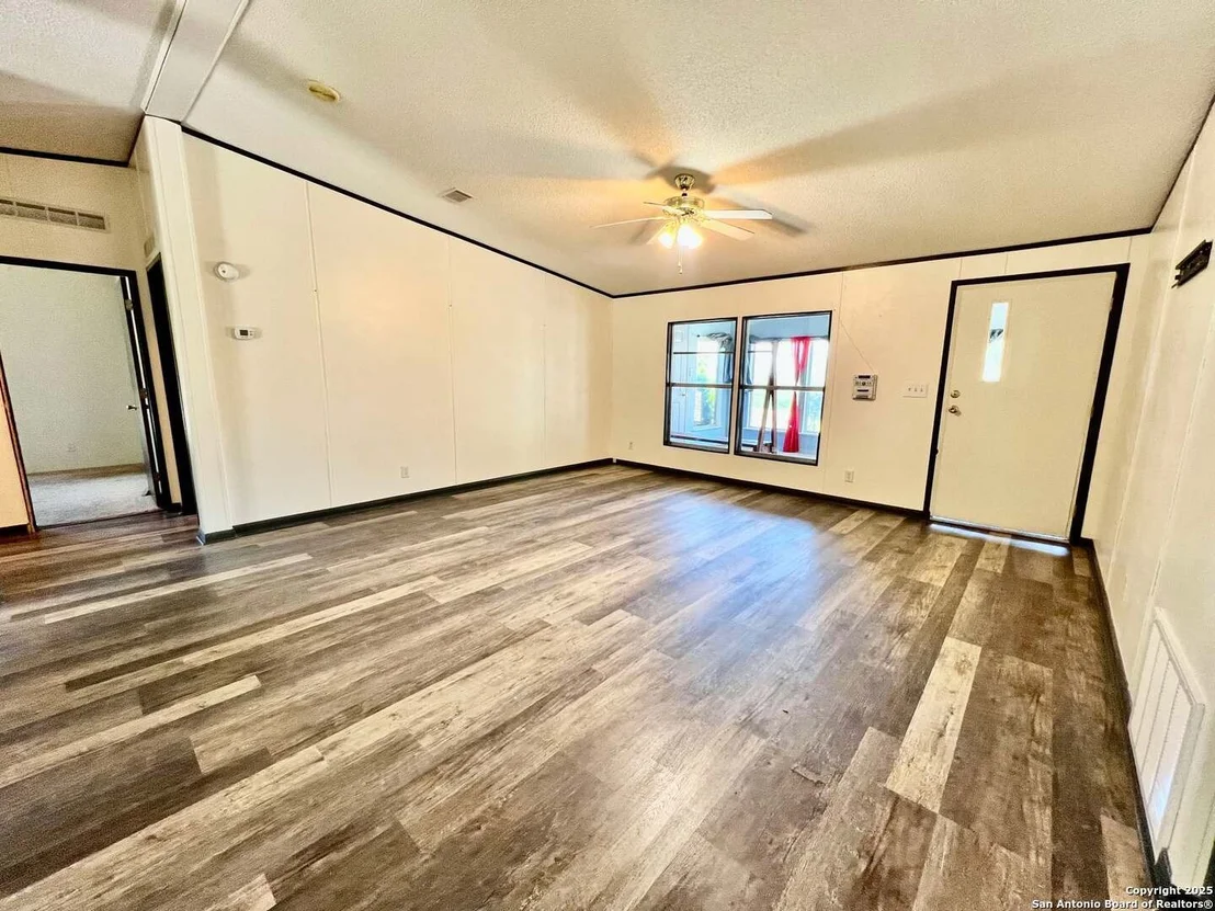 Photo of 147 Silver Creek