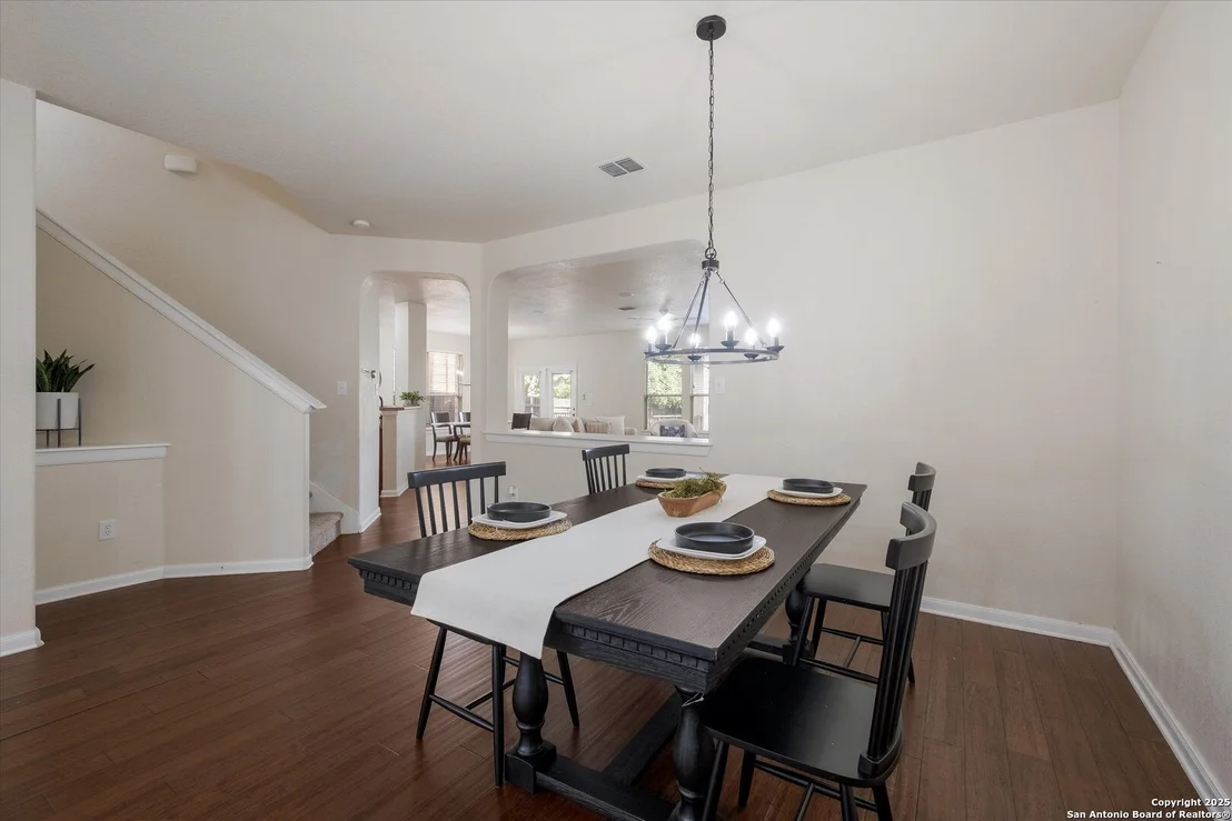 Photo of 8111 Jalane Park