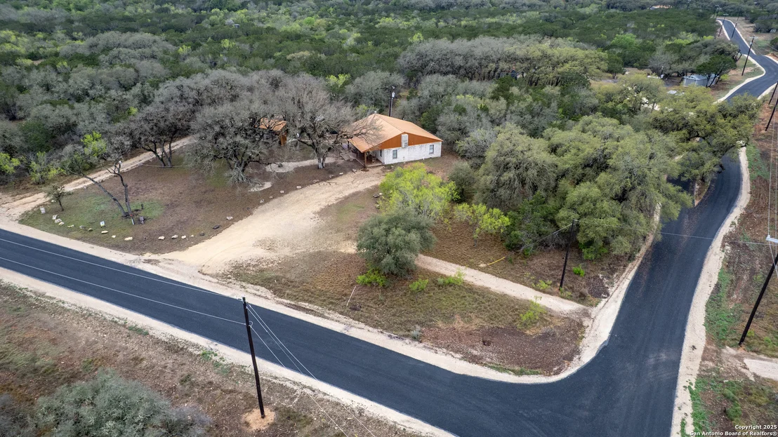 Photo of 387 Madrone Loop