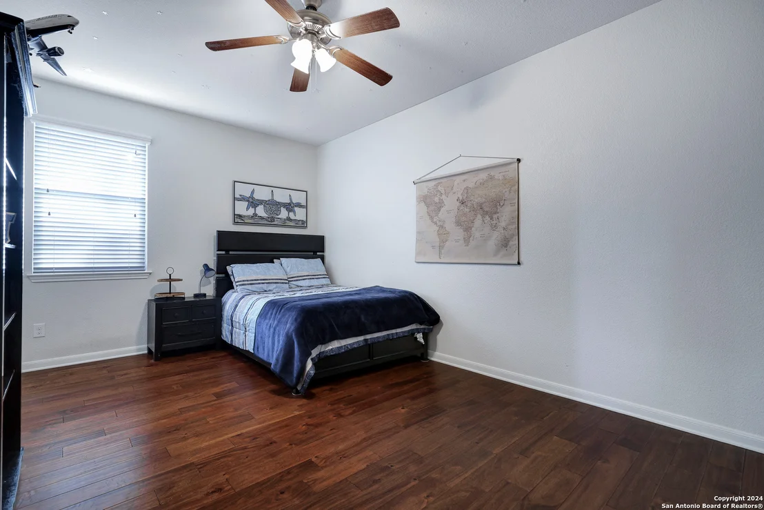 Photo of 3607 Sunset Cliff