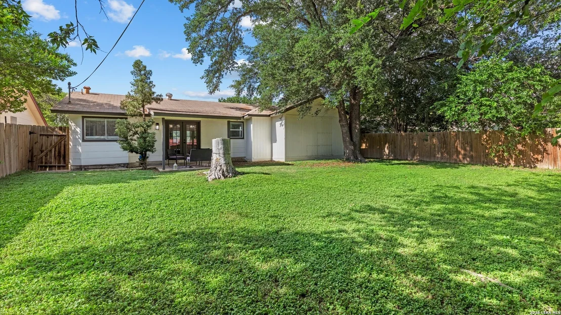 Photo of 4306 DESERT VIEW DR