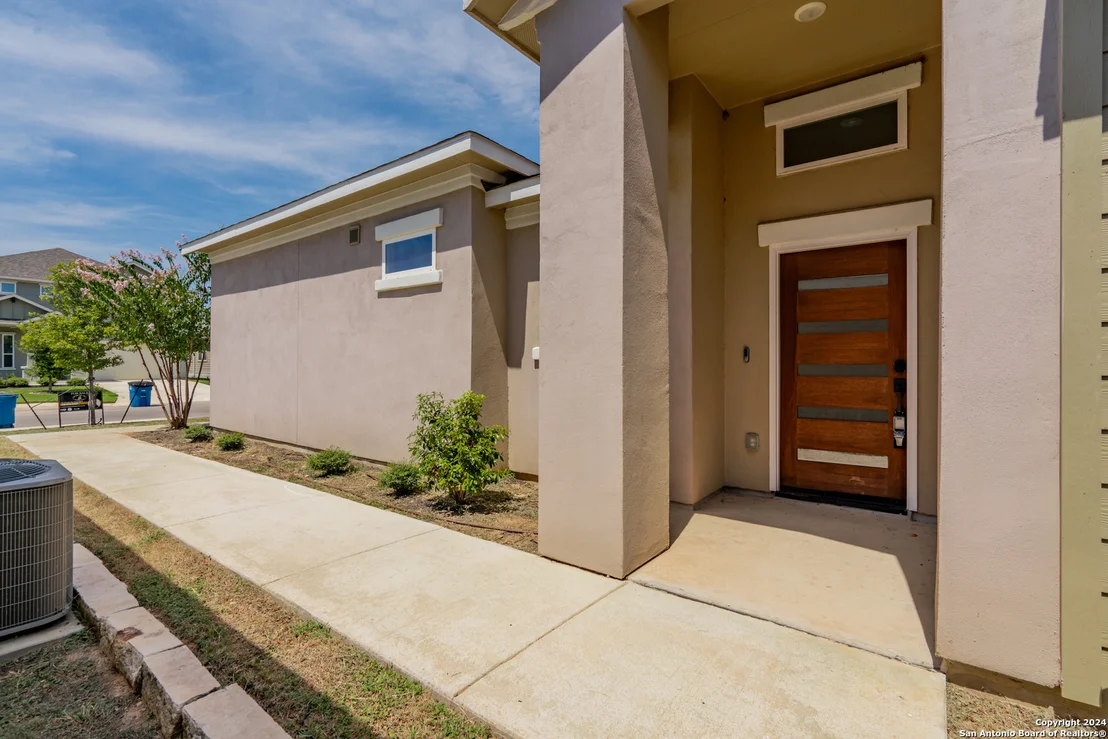 Photo of 8310 Morningside Place