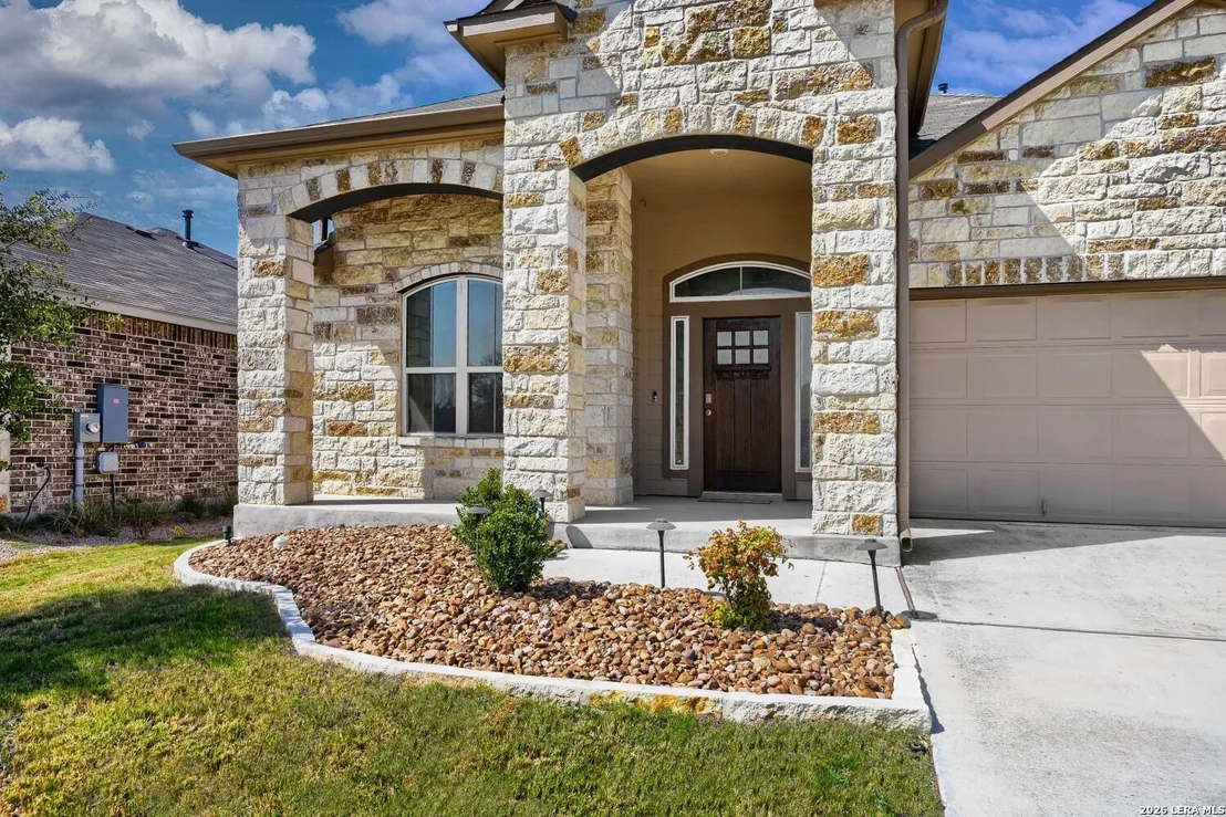 Photo of 413 Blue Stem Road