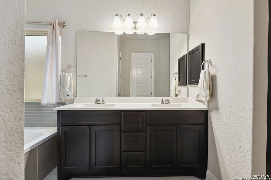 Photo of 27437 Camellia Trce