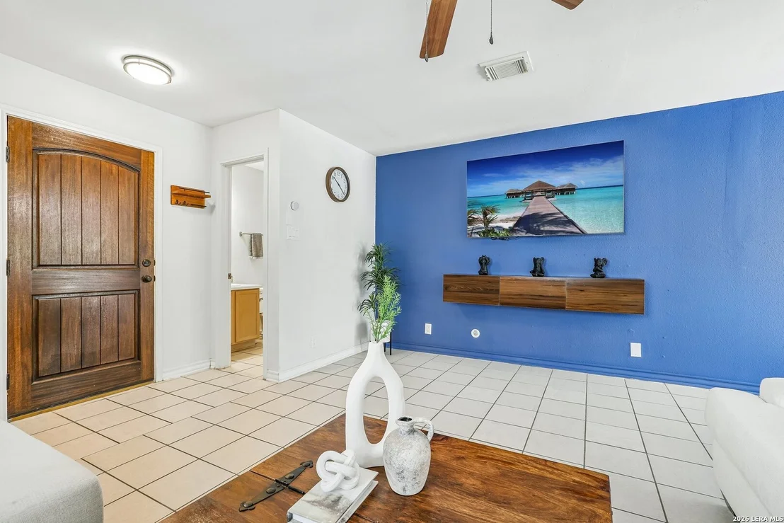 Photo of 8810 Bridgefield