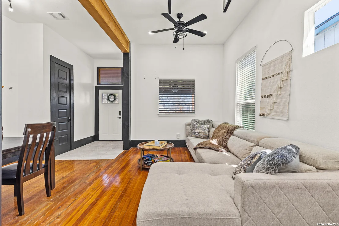 Photo of 318 Belmont