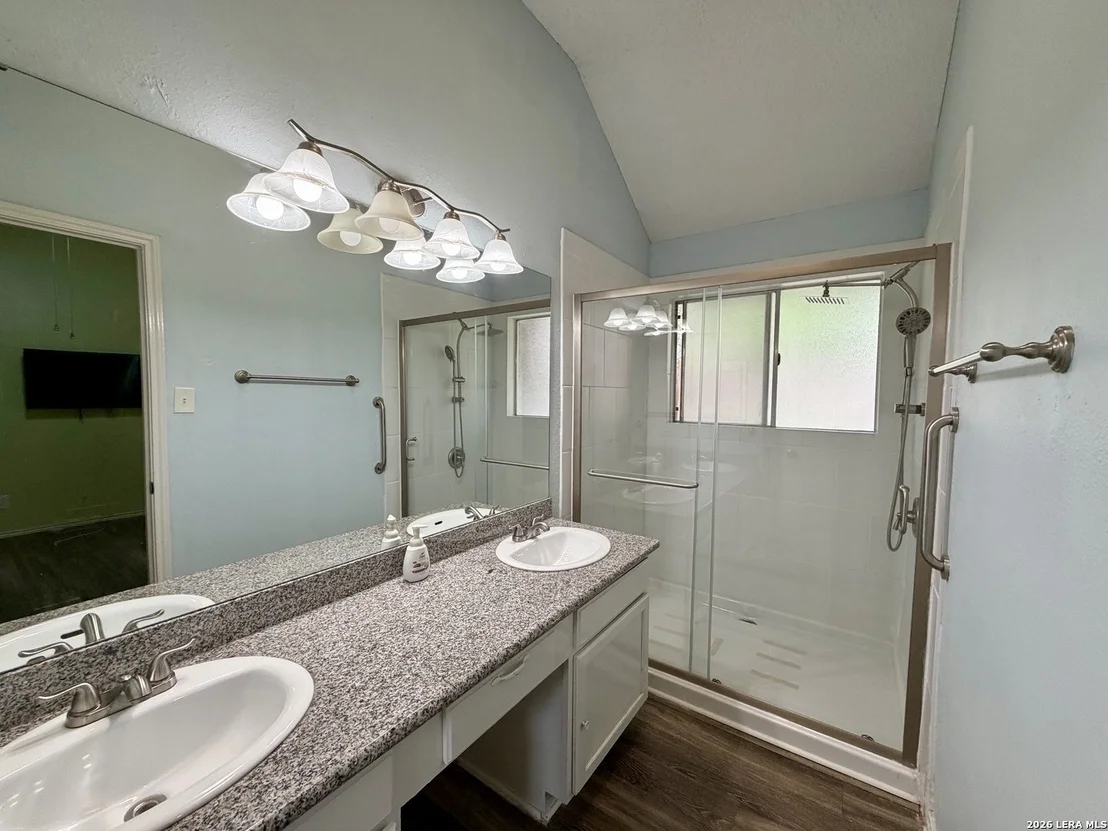 Photo of 627 Meadow Gate