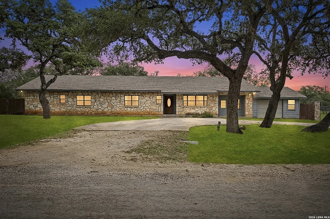 Photo of 165 SETTLERS CIR