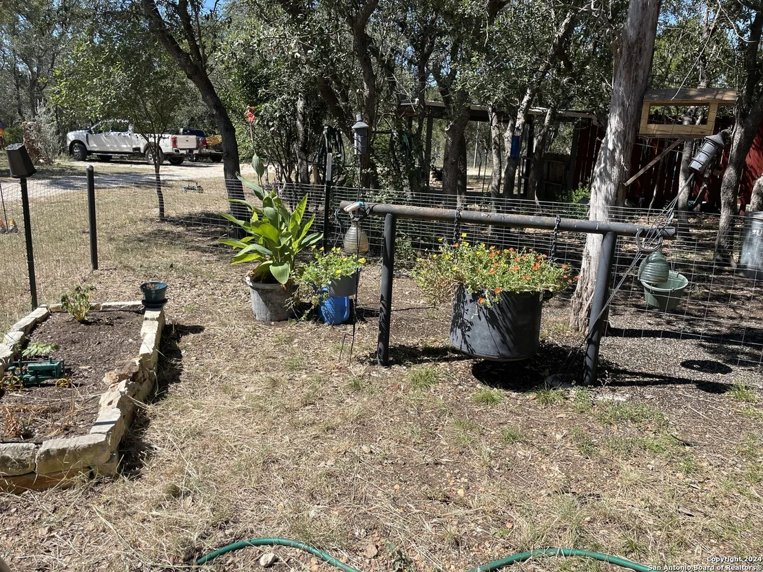 Photo of 372 COUNTY ROAD 2471
