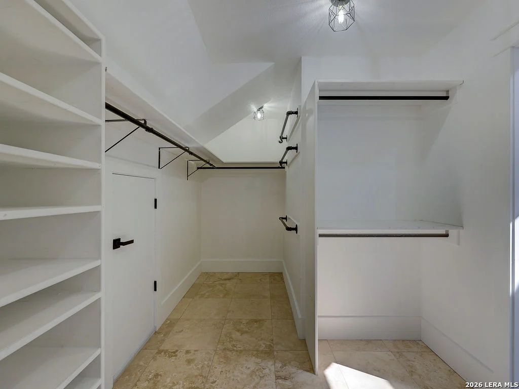 Photo of 29540 Red Bud Hill