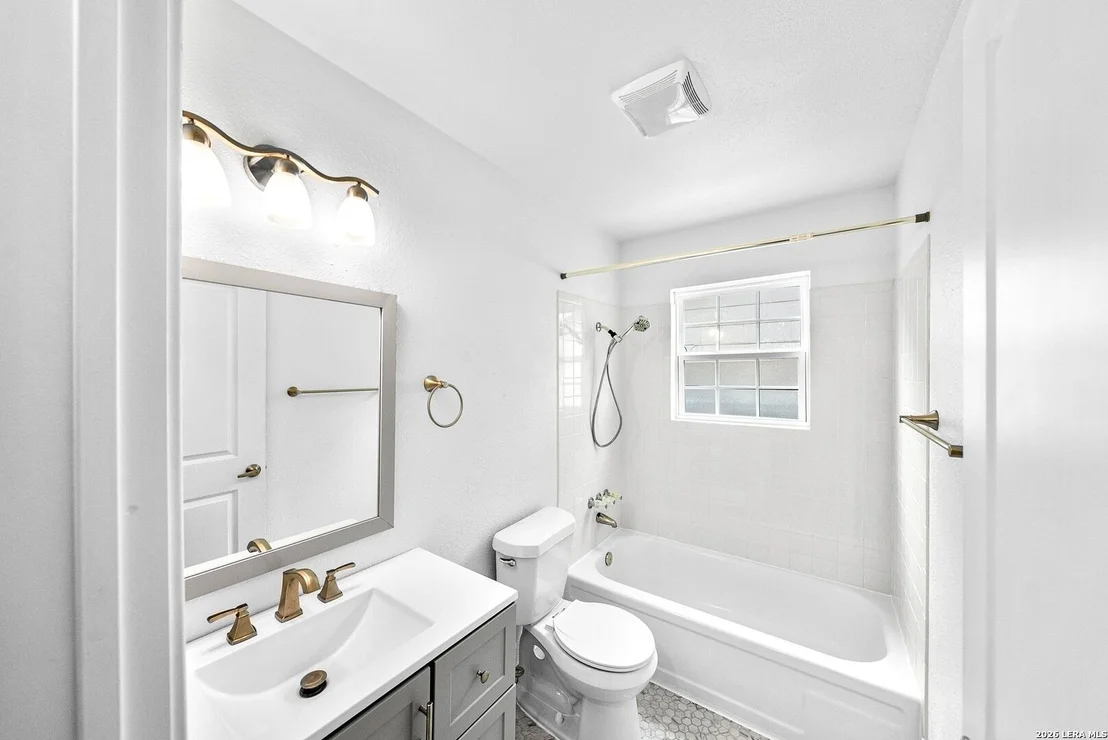 Photo of 3015 Dall Trl