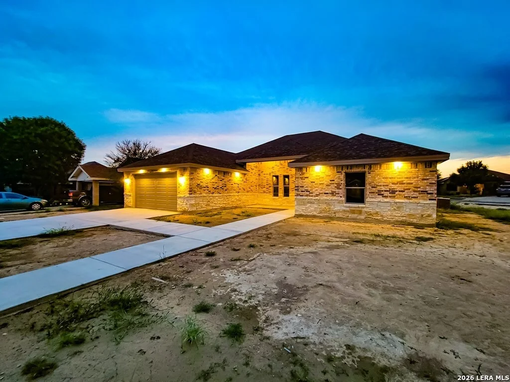Photo of 2271 MONTANA DR