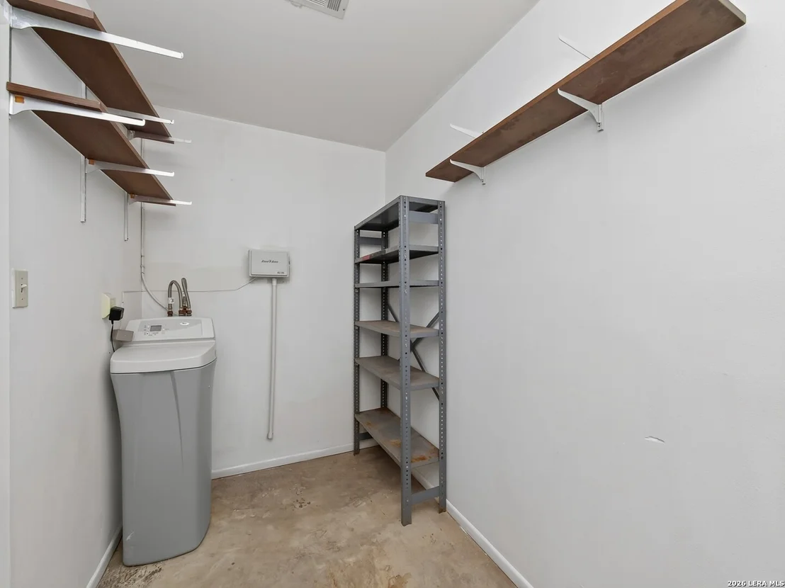Photo of 621 Balfour Dr