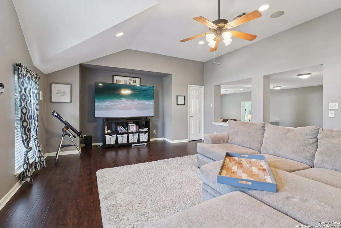Photo of 407 Mesa Cyn