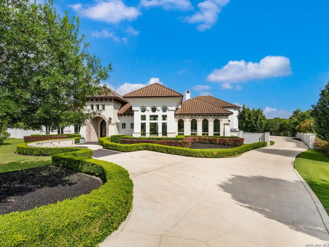 Photo of 102 Wellesley Cove