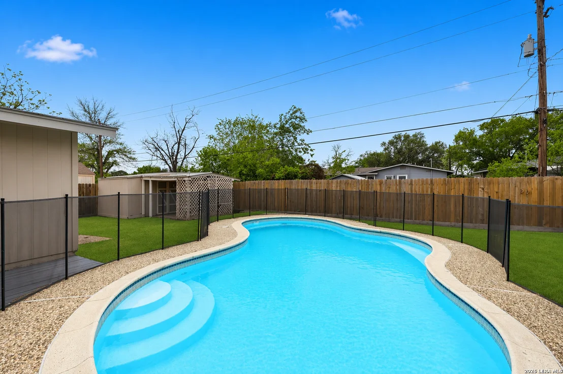 Photo of 1022 Olney Dr