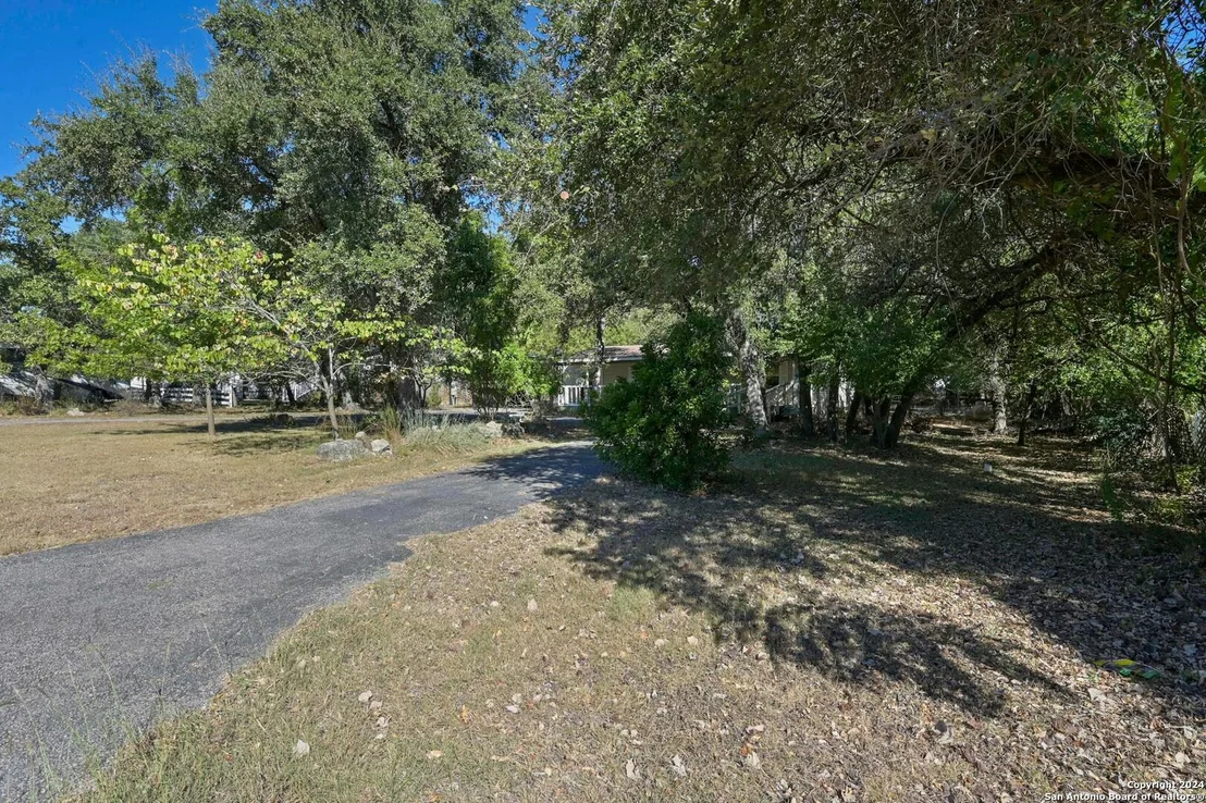 Photo of 1007 Red Bud Drive