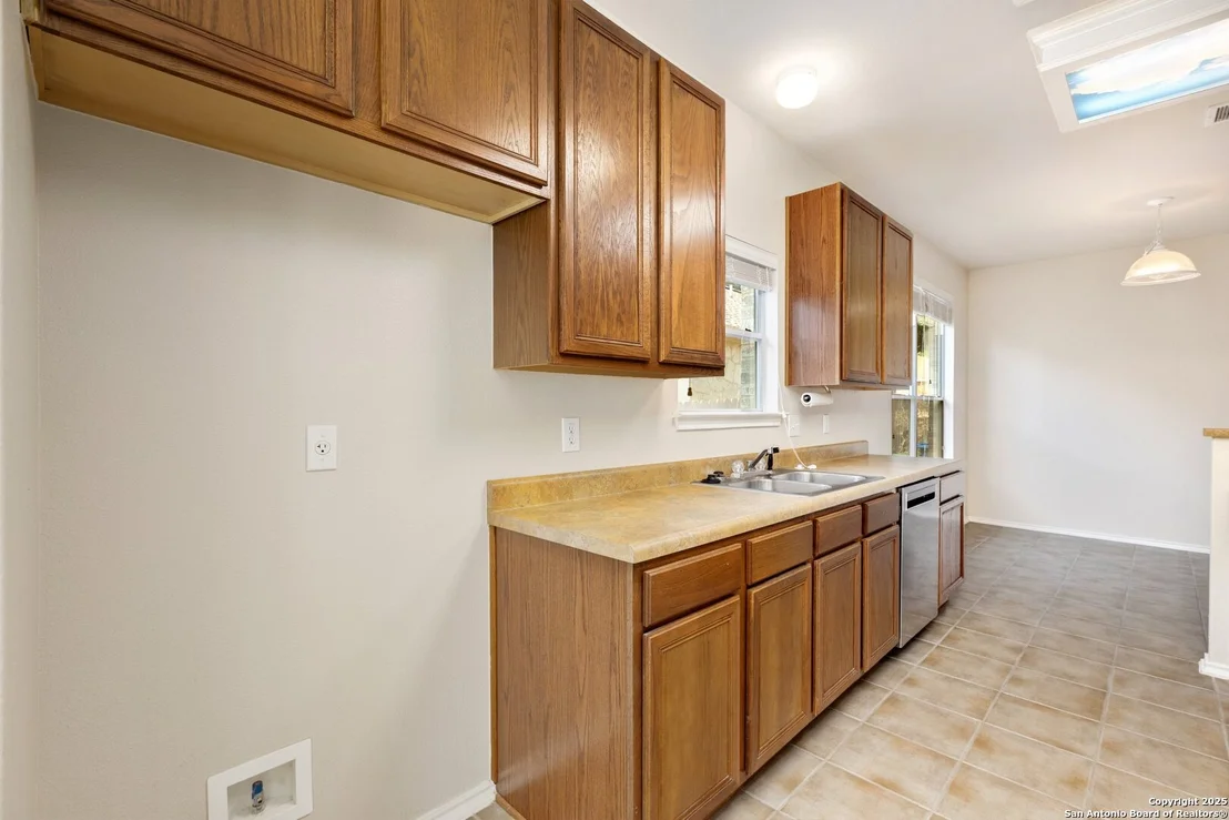 Photo of 14204 Auberry