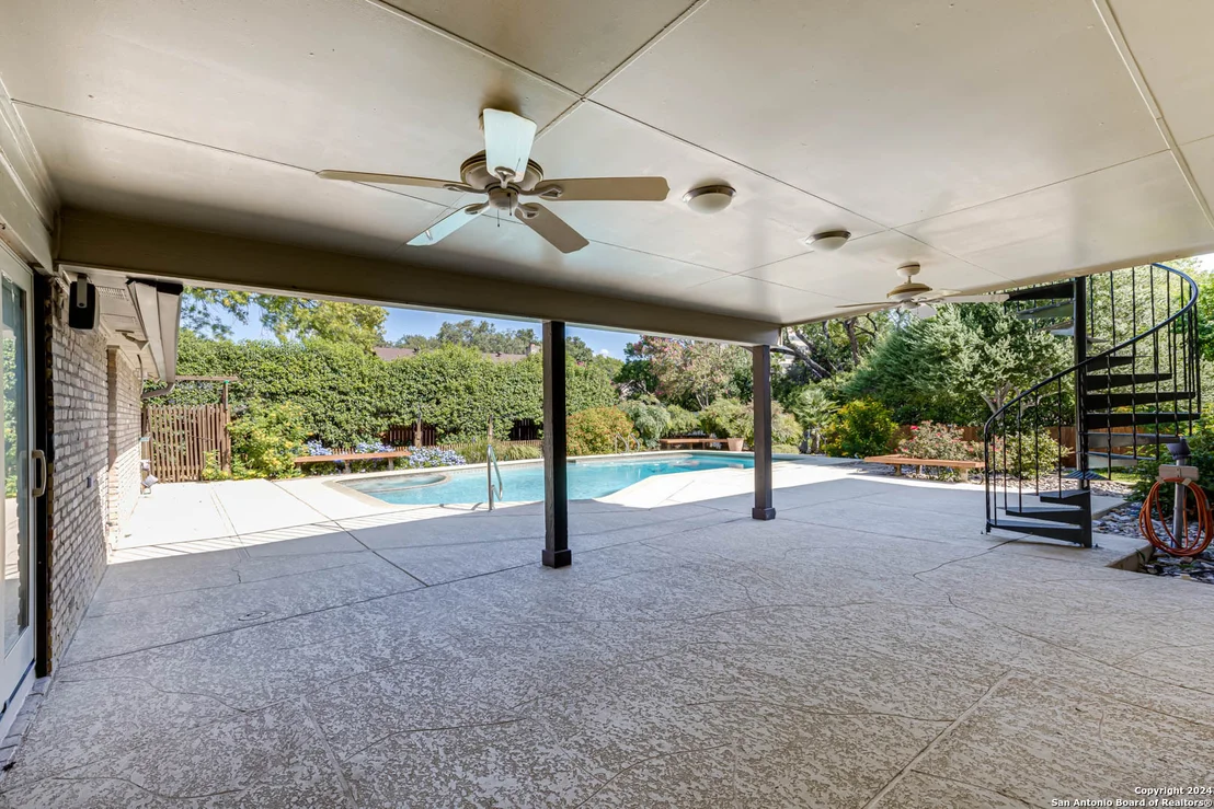 Photo of 111 IRONGATE RD