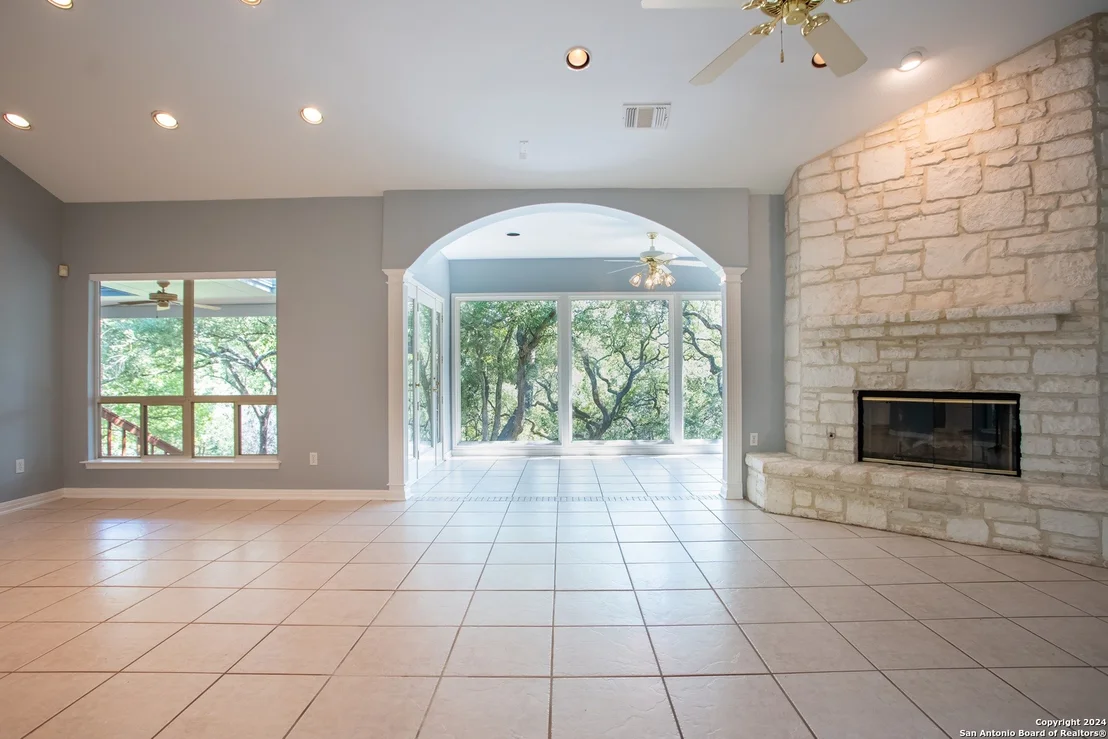 Photo of 981 Brookside