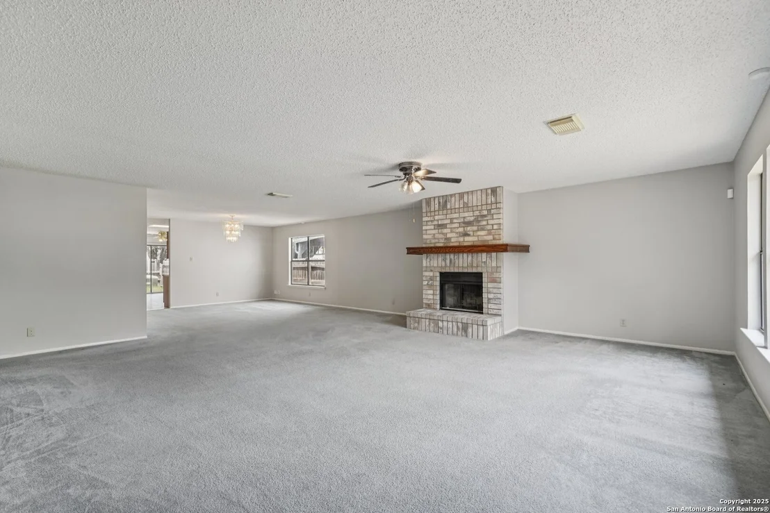 Photo of 8343 Bent Meadow
